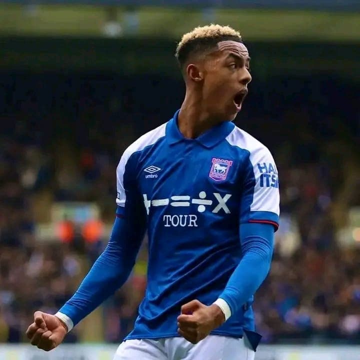 Arsenal expected to receive money from £22m Chelsea transfer through sell on clause.