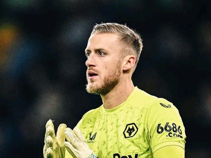Wolves reject Arsenal’s opening bid for goalkeeper Dan Bentley.