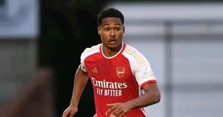 Arsenal young star rejects contract offer, joins Luton Town on a free transfer.