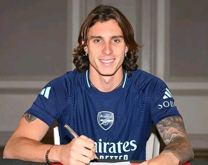 Arsenal Confirm Riccardo Calafiori Signing.