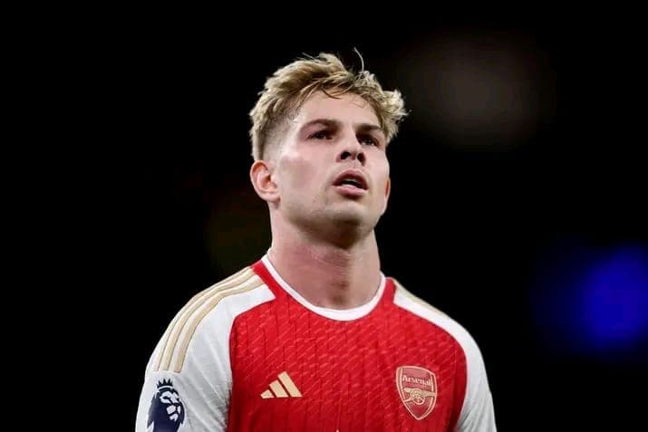 Emile Smith Rowe Leaves Arsenal Training Camp for Fulham Medical Ahead of £34m Move.