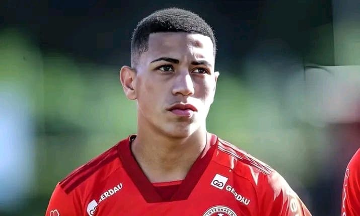 Arsenal Ready to Bid for Brazilian Wonderkid Gabriel Carvalho.