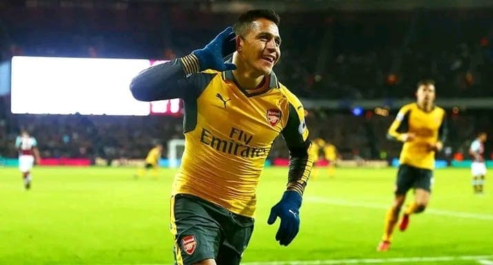 Former Arsenal star makes sensational return to Udinese after leaving Inter Milan as free agent.