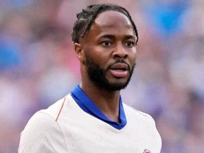 Arsenal Offered a Chance to Sign Raheem Sterling Amid Chelsea Uncertainty.