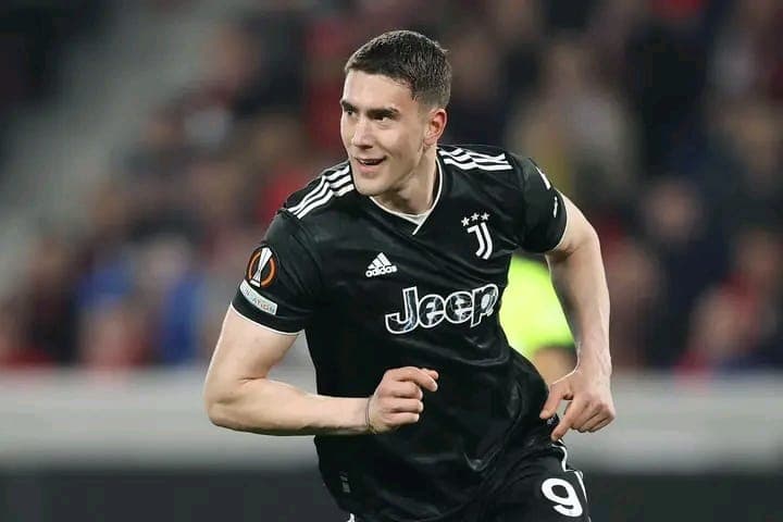 Arsenal Eyeing Long-Term Target Dusan Vlahovic for a Bargain Price