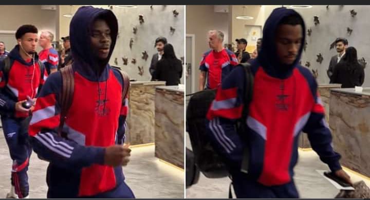 Bukayo Saka and Jurrien Timber Spotted with Arsenal Squad Ahead of Liverpool Clash