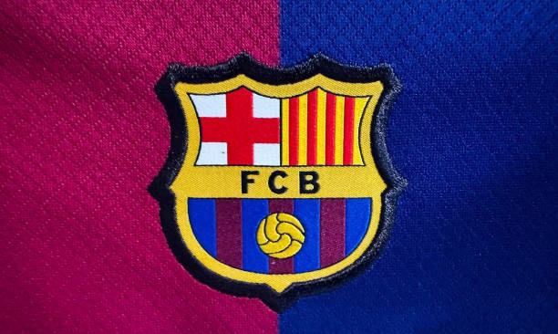 Barcelona consider surprise summer move for Arsenal star amid contract extension uncertainty