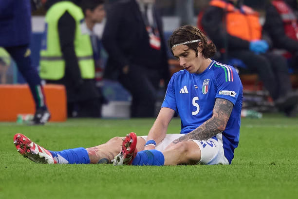 Arsenal Faces Fresh Injury Concerns as Riccardo Calafiori Suffers Knee Setback