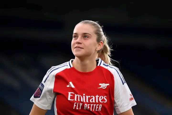 Alessia Russo Returns to Arsenal Following Injury During England Duty