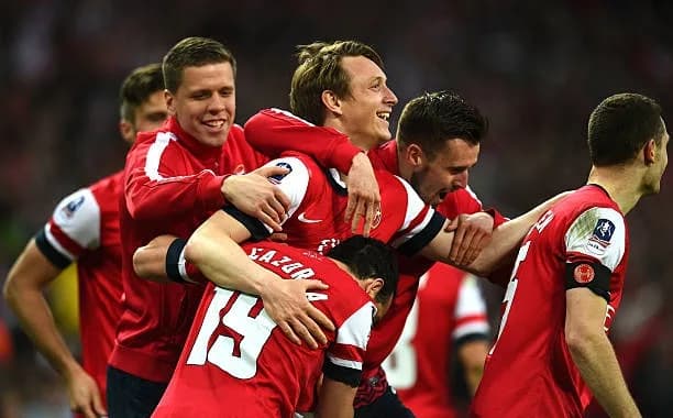 Ex-Arsenal Star Shares Personal Story of Addiction Struggles to Educate Young Players
