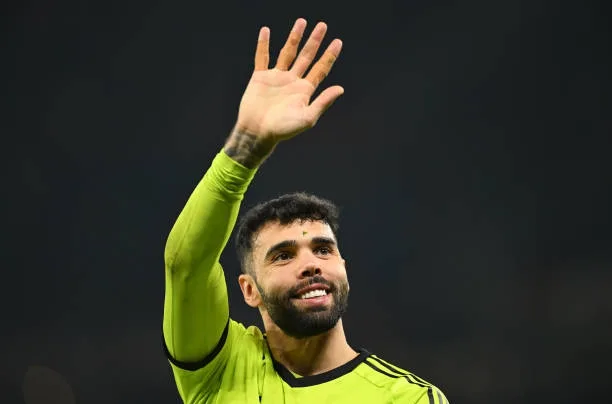 Real Madrid Eye Shock Move for Arsenal Goalkeeper David Raya
