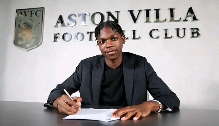 Aston Villa signs Owen Asemota from Arsenal for £1 million.