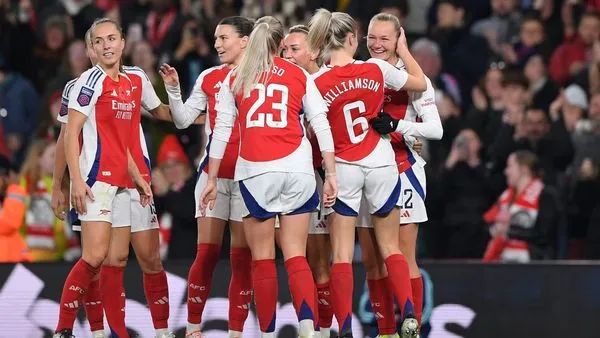 Arsenal Women Deliver Dominant 5-0 Victory Over Brighton in Women’s  Super League Match