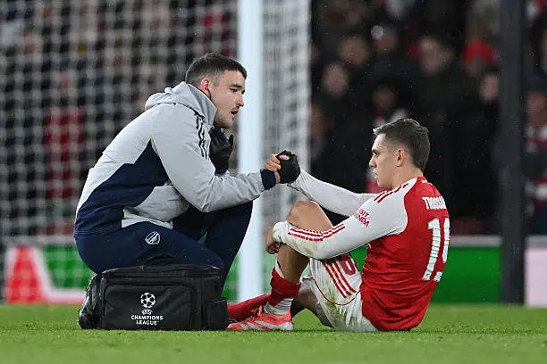 Leandro Trossard injury concern